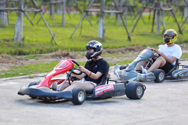 Trải nghiệm đua xe F1 thu nhỏ” ngay tại Hà Nội - 10 Trải nghiệm đua xe F1 thu nhỏ” ngay tại Hà Nội - 10