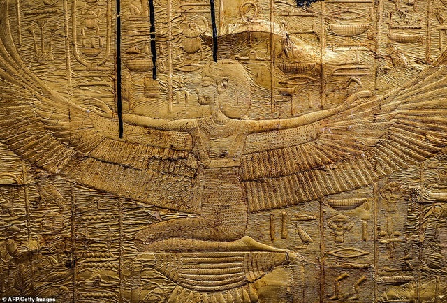 Chiêm ngưỡng quách nạm vàng của Pharaoh Ai Cập Tutankhamun - Ảnh minh hoạ 4