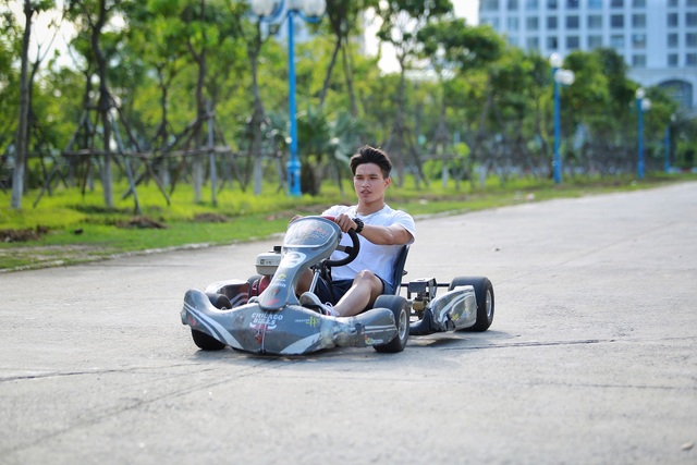Trải nghiệm đua xe F1 thu nhỏ” ngay tại Hà Nội - 9 Trải nghiệm đua xe F1 thu nhỏ” ngay tại Hà Nội - 9