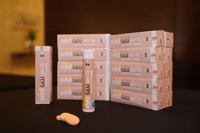 Viên sủi trắng da GluWhite - thực phẩm giúp hỗ trợ bảo vệ làn da của chị em phụ nữ sau 30 - 3 Viên sủi trắng da GluWhite - thực phẩm giúp hỗ trợ bảo vệ làn da của chị em phụ nữ sau 30 - 3