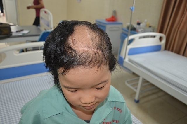Bà ơi, cháu không chết đâu! Cháu còn sống để nuôi bà nữa mà - 6 Bà ơi, cháu không chết đâu! Cháu còn sống để nuôi bà nữa mà - 6
