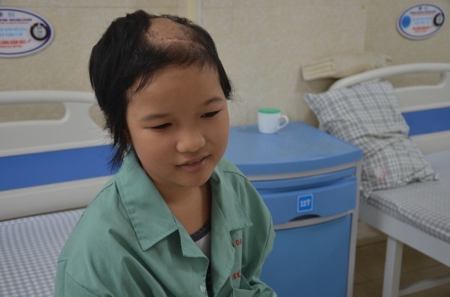 Bà ơi, cháu không chết đâu! Cháu còn sống để nuôi bà nữa mà - 12 Bà ơi, cháu không chết đâu! Cháu còn sống để nuôi bà nữa mà - 12