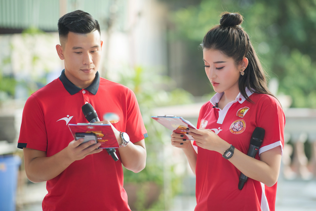 Hết được gán ghép với Đoàn Văn Hậu, Huyền My lại “choáng ngợp” thủ môn cao 1m8 - 1 Hết được gán ghép với Đoàn Văn Hậu, Huyền My lại “choáng ngợp” thủ môn cao 1m8 - 1