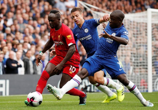 Những khoảnh khắc Liverpool vượt qua Chelsea ở Stamford Bridge - 8