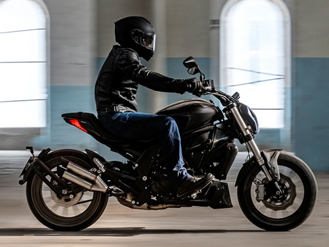 Benelli 502C - Phiên bản thu nhỏ của Ducati Diavel - 3