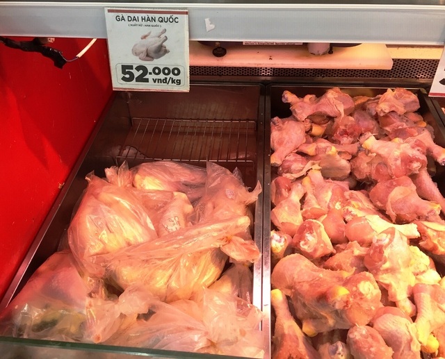 1 kg thịt gà giá bằng một bó rau: Cần phải cân đối lượng gà ngoại nhập? - 3