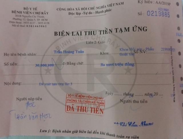 Người cha trẻ quặn mình chờ chết đã khoẻ lại nhờ sự chung tay của bạn đọc Dân trí - 4 Người cha trẻ quặn mình chờ chết đã khoẻ lại nhờ sự chung tay của bạn đọc Dân trí - 4