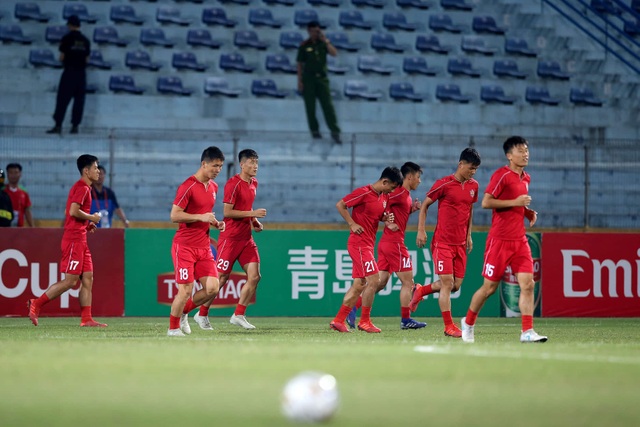 CLB Hà Nội 2-2 April 25: Trận hòa đáng tiếc - 13 CLB Hà Nội 2-2 April 25: Trận hòa đáng tiếc - 13