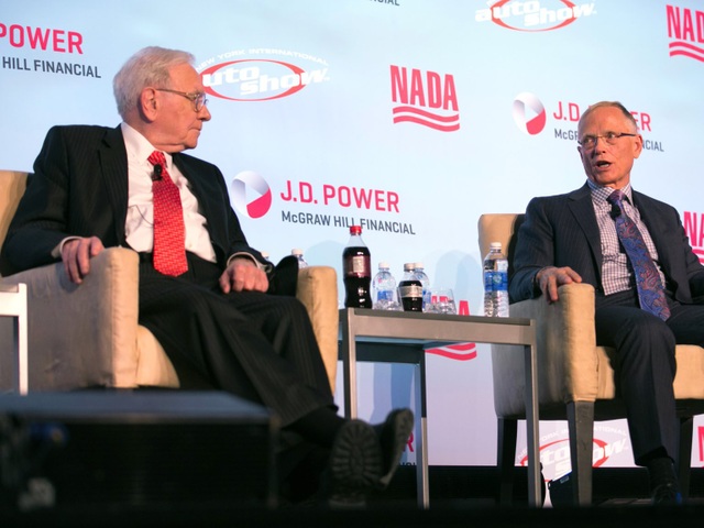 7 tỷ phú làm giàu nhờ Warren Buffett - 5 7 tỷ phú làm giàu nhờ Warren Buffett - 5