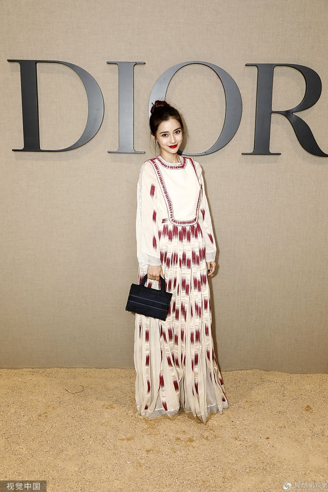 Angelababy đọ sắc cùng dàn chân dài nổi tiếng thế giới - 3 Angelababy đọ sắc cùng dàn chân dài nổi tiếng thế giới - 3