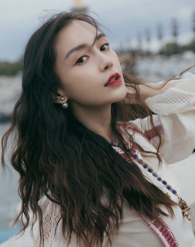 Angelababy đọ sắc cùng dàn chân dài nổi tiếng thế giới - 10 Angelababy đọ sắc cùng dàn chân dài nổi tiếng thế giới - 10