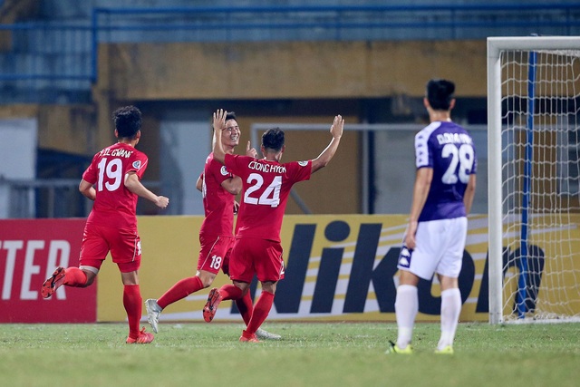 CLB Hà Nội 2-2 April 25: Trận hòa đáng tiếc - 2 CLB Hà Nội 2-2 April 25: Trận hòa đáng tiếc - 2