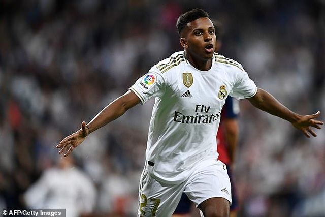 Đánh bại Osasuna, Real Madrid vươn lên dẫn đầu bảng La Liga - 5 Đánh bại Osasuna, Real Madrid vươn lên dẫn đầu bảng La Liga - 5