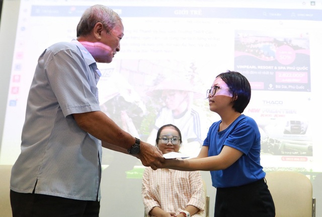 Cựu chiến binh dành lương hưu hỗ trợ cô sinh viên nghèo 4 năm đại học - 2 Cựu chiến binh dành lương hưu hỗ trợ cô sinh viên nghèo 4 năm đại học - 2