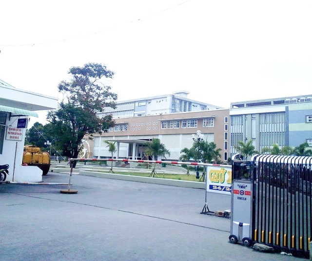 Chuyển công tác điều dưỡng “hướng dẫn” người nhà sản phụ mua sữa, nước tắm... không đúng quy định - 1 Chuyển công tác điều dưỡng “hướng dẫn” người nhà sản phụ mua sữa, nước tắm... không đúng quy định - 1