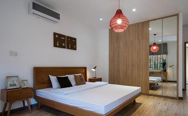Mê mẩn nhà phố 2 tầng có giếng trời đẹp hút mắt - 10 Mê mẩn nhà phố 2 tầng có giếng trời đẹp hút mắt - 10