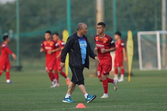 Báo UAE đánh giá cao HLV Park Hang Seo và U23 Việt Nam Báo UAE đánh giá cao HLV Park Hang Seo và U23 Việt Nam