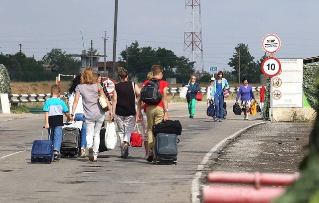 Ukraine muá»n ná»i láº¡i tuyáº¿n ÄÆ°á»ng váº­n táº£i vá»i bÃ¡n Äáº£o Crimea - 1