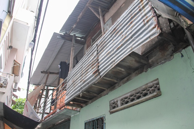 Đà Nẵng: Những chung cư “chờ sập” giữa lòng thành phố - 1 Đà Nẵng: Những chung cư “chờ sập” giữa lòng thành phố - 1