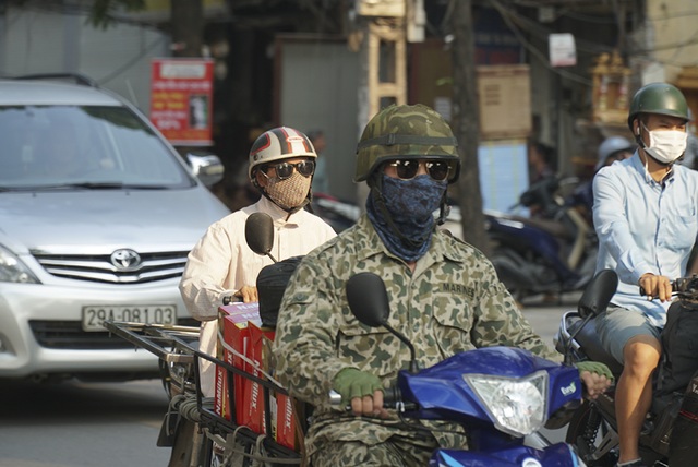 Hà Nội: Nín thở băng qua những con đường đau khổ - 13 Hà Nội: Nín thở băng qua những con đường đau khổ - 13