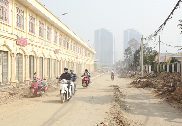 Hà Nội: Nín thở băng qua những con đường đau khổ - 6 Hà Nội: Nín thở băng qua những con đường đau khổ - 6