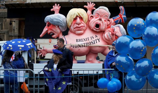 Người Anh xuống đường vì Brexit trước giờ G - Ảnh 17. Người Anh xuống đường vì Brexit trước giờ G - Ảnh 17.