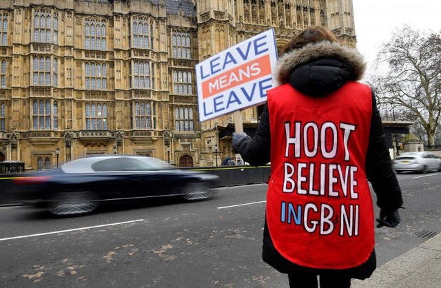 Người Anh xuống đường vì Brexit trước giờ G - Ảnh 12. Người Anh xuống đường vì Brexit trước giờ G - Ảnh 12.