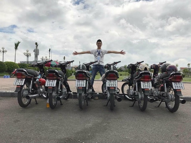 Xe máy Suzuki 17 năm vẫn còn zin: Giá huyền thoại 1 tỷ đồng - Ảnh 11. Xe máy Suzuki 17 năm vẫn còn zin: Giá huyền thoại 1 tỷ đồng - Ảnh 11.