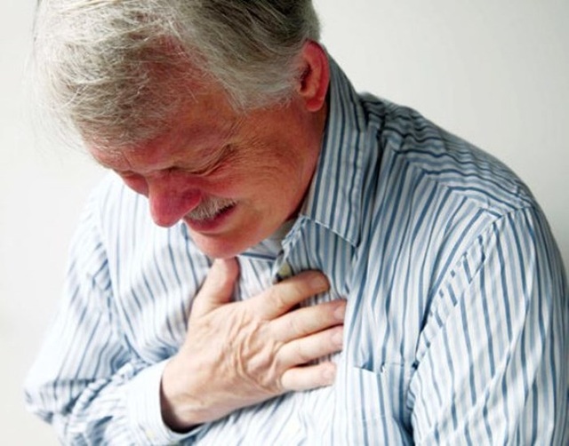 Phải làm gì khi huyết áp tăng đột biến lúc trời lạnh? - Ảnh 1. Phải làm gì khi huyết áp tăng đột biến lúc trời lạnh? - Ảnh 1.