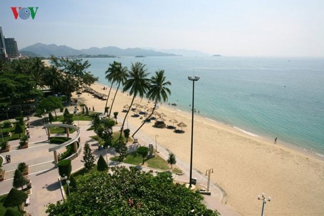 Những địa điểm du lịch hấp dẫn cho những ai đang sợ cái lạnh - Ảnh 2. Những địa điểm du lịch hấp dẫn cho những ai đang sợ cái lạnh - Ảnh 2.