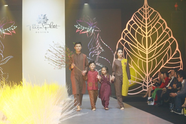 Thiên Hương diện trang phục cô dâu của Thiện Phát Design - Ảnh 4. Thiên Hương diện trang phục cô dâu của Thiện Phát Design - Ảnh 4.