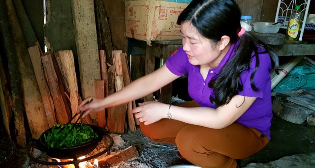 Nhói lòng chuyện thưởng Tết của giáo viên vùng cao - Ảnh 1. Nhói lòng chuyện thưởng Tết của giáo viên vùng cao - Ảnh 1.