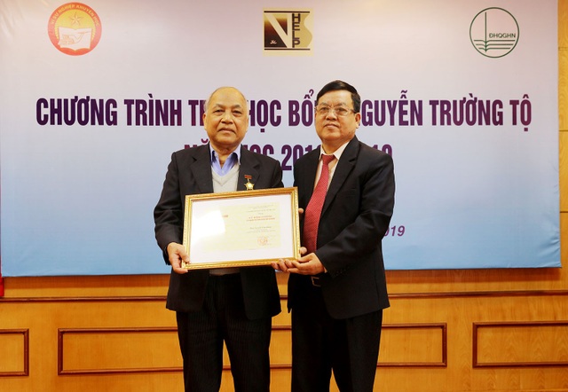 Quỹ Khuyến học Việt Nam trao học bổng Nguyễn Trường Tộ đến nhiều trường đại học ở Thủ đô - Ảnh 8. Quỹ Khuyến học Việt Nam trao học bổng Nguyễn Trường Tộ đến nhiều trường đại học ở Thủ đô - Ảnh 8.