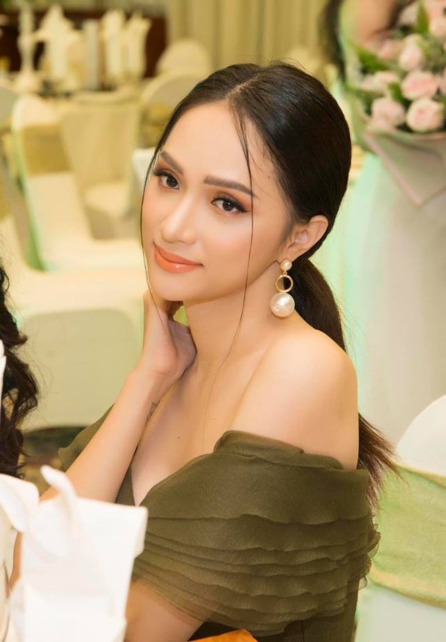 Hương Giang chia sẻ về 1 năm đương nhiệm Hoa hậu Quốc tế - 3 Gia đình lo lắng về cuộc sống sau này của Hương Giang sẽ không ai chăm sóc