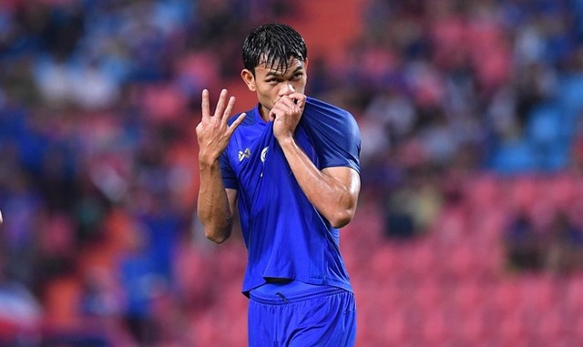 Những kỷ lục có thể bị phá vỡ ở Asian Cup 2019 - 5
Trong lịch sử, có 4 cầu thủ từng ghi 4 bàn trong 1 trận đấu là Betash Fariba (Iran, năm 1980), Ali Daei (Iran, 1996), Ismaeel Abdullatif (Bahrain, 2011) và Hamza Al-Dardour (Jordan, 2015). Năm nay, người hâm mộ có thể kỳ vọng vào Son Heung Min, Alireza Jahanbakhsh… những chân sút ở đẳng cấp thế giới. Thậm chí, Adisak Kraisorn cũng có thể gây bất ngờ khi từng ghi 6 bàn vào lưới Timor Leste ở AFF Cup 2018.