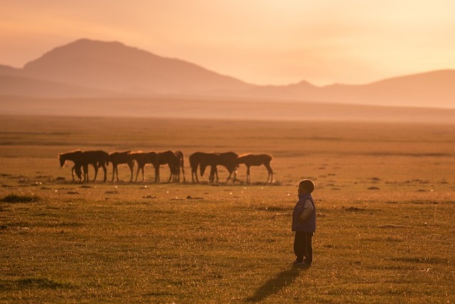 Thiên nhiên hùng vĩ ở Kyrgyzstan đẹp đến “nghẹt thở“ - 8 Thiên nhiên hùng vĩ ở Kyrgyzstan đẹp đến “nghẹt thở“ - 8