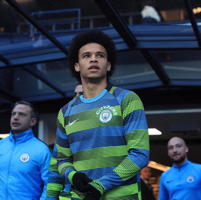 Man City 2-1 Liverpool: Aguero, Sane mang về ba điểm - 11
Leroy Sane có trận đấu được ra sân chính thức