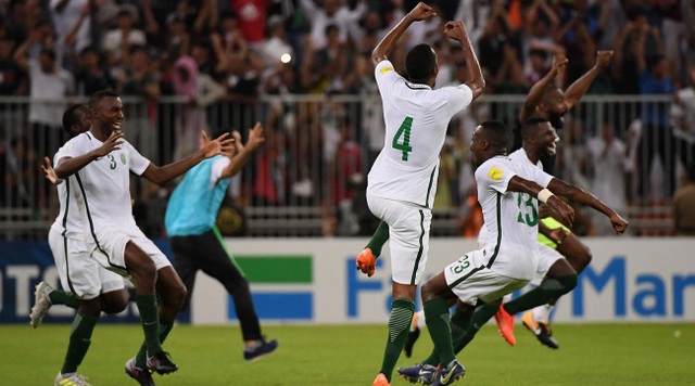 Những kỷ lục có thể bị phá vỡ ở Asian Cup 2019 - 3
Hàn Quốc và Saudi Arabia đều là những đội giữ kỷ lục về số lần lọt vào chung kết với 6 lần. Trong đó, Hàn Quốc lên ngôi 3 lần vào các năm 1956 và 1960 và 4 lần về nhì vào các năm 1972, 1980, 1988 và 2015. Saudi Arabia có 3 lần vô địch (1984, 1988, 1996) và 3 lần giành á quân (1992, 2000 và 2007).