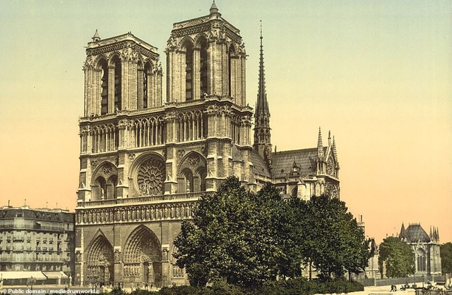 Chiêm ngưỡng vẻ đẹp thế giới cách đây 100 năm - 8
Nhà thờ Đức Bà Paris ở Paris, Pháp.