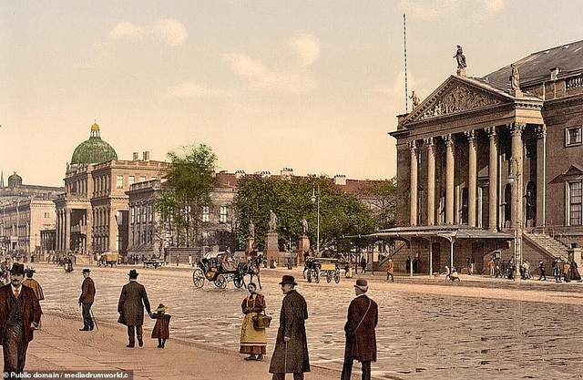 Chiêm ngưỡng vẻ đẹp thế giới cách đây 100 năm - 23
Nhà hát opera quốc gia nằm ở Berlin, Đức.