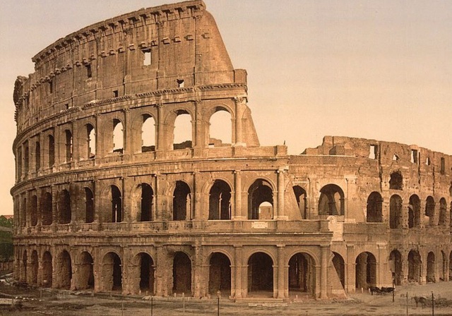 Chiêm ngưỡng vẻ đẹp thế giới cách đây 100 năm - 14
Đấu trường La Mã Colosseum, ở Rome, Ý.