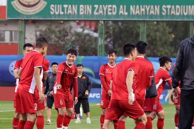 Đội tuyển Việt Nam hứng khởi "luyện công" chờ đấu Iran, Iraq - 10 Đội tuyển Việt Nam hứng khởi "luyện công" chờ đấu Iran, Iraq - 10