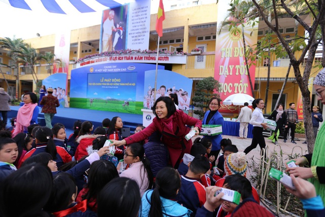 Chung tay vì “Ly sữa học đường” cho trẻ em Thủ đô ngày hôm nay - Ảnh 4. Chung tay vì “Ly sữa học đường” cho trẻ em Thủ đô ngày hôm nay - Ảnh 4.