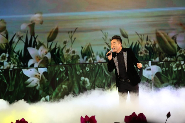 NSND Thái Bảo, Tân Nhàn "gieo" sâu lắng với những khúc ca ân tình - 14 NSND Thái Bảo, Tân Nhàn "gieo" sâu lắng với những khúc ca ân tình - 14
