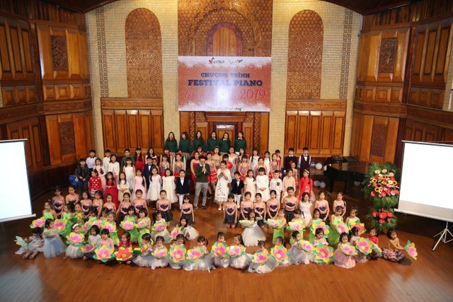 CLB Maika - Vietskill Đông Anh tổ chức đêm nhạc “Chào năm mới 2019” và chung kết “Piano Festival” - Ảnh 1. CLB Maika - Vietskill Đông Anh tổ chức đêm nhạc “Chào năm mới 2019” và chung kết “Piano Festival” - Ảnh 1.