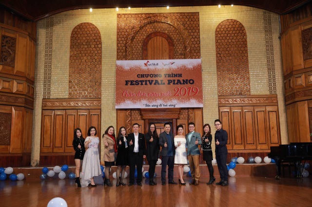 CLB Maika - Vietskill Đông Anh tổ chức đêm nhạc “Chào năm mới 2019” và chung kết “Piano Festival” - Ảnh 2. CLB Maika - Vietskill Đông Anh tổ chức đêm nhạc “Chào năm mới 2019” và chung kết “Piano Festival” - Ảnh 2.