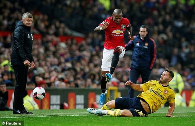 Man Utd 1-1 Arsenal: Chia điểm, chia thất vọng - 21 Man Utd 1-1 Arsenal: Chia điểm, chia thất vọng - 21