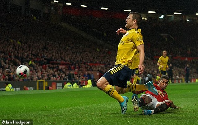 Man Utd 1-1 Arsenal: Chia điểm, chia thất vọng - 14 Man Utd 1-1 Arsenal: Chia điểm, chia thất vọng - 14