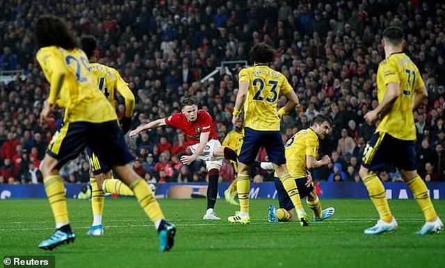 Man Utd 1-1 Arsenal: Chia điểm, chia thất vọng - 18 Man Utd 1-1 Arsenal: Chia điểm, chia thất vọng - 18