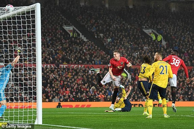 Man Utd 1-1 Arsenal: Chia điểm, chia thất vọng - 23 Man Utd 1-1 Arsenal: Chia điểm, chia thất vọng - 23